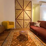 Downtown Prestige By Homing *